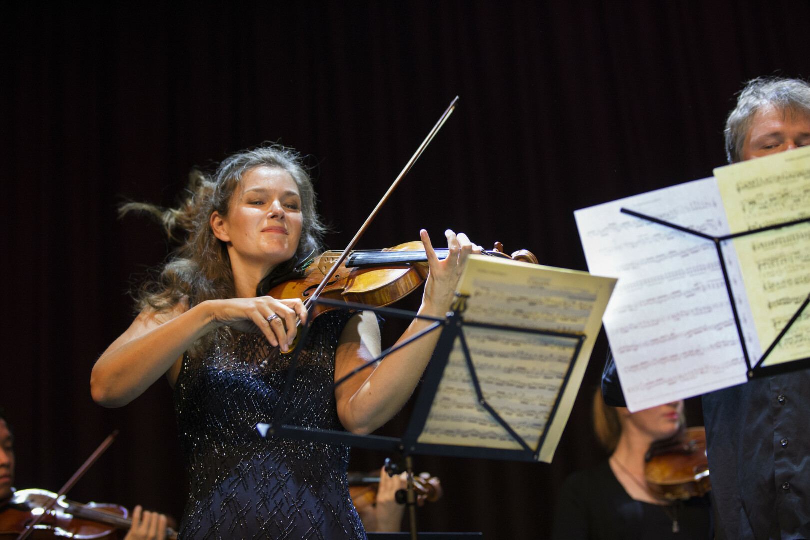 Janine Jansen spilte konsert på Sentralen i Oslo denne uken med sin nye flotte fiolin, da Dextra Musica feiret tiårs-jubileum. 