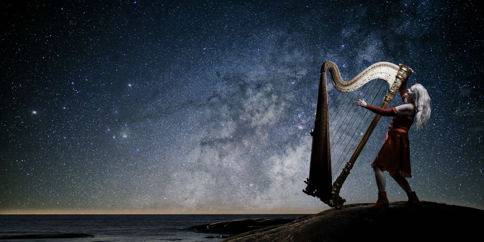 EN DRØM: Harpist Ellen Bødtker har hatt en forkjærlighet for Japan siden 1992. Nå blir den gjengjeldt.