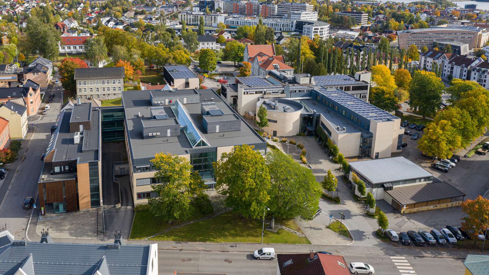 Luftfoto av Høgskolen i innlandet, Hamar.