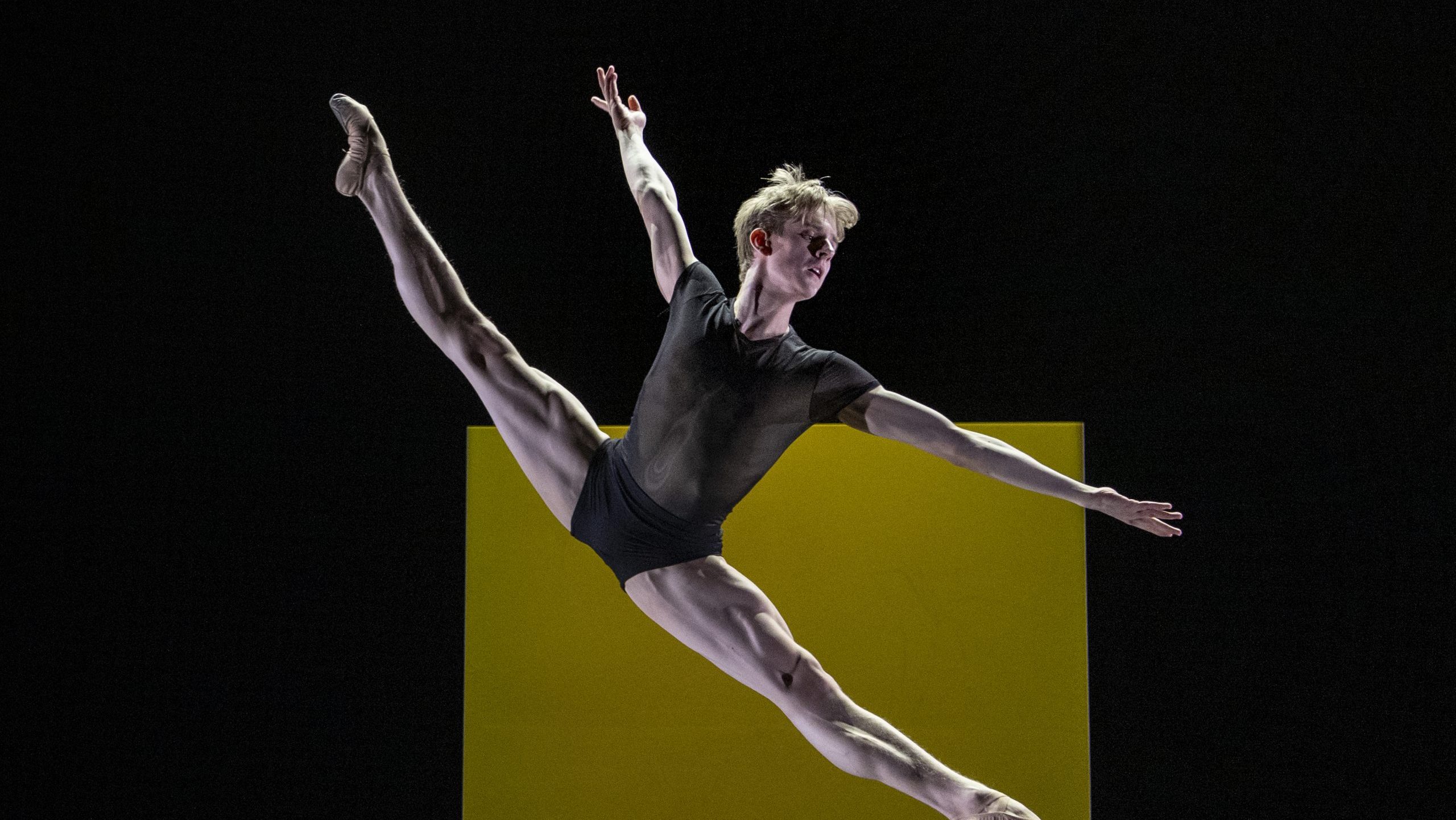 Joakim Visnes danser